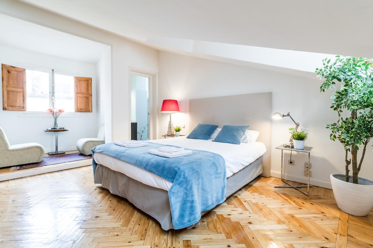 Duplex Plaza Mayor City Center Madrid Bagian luar foto