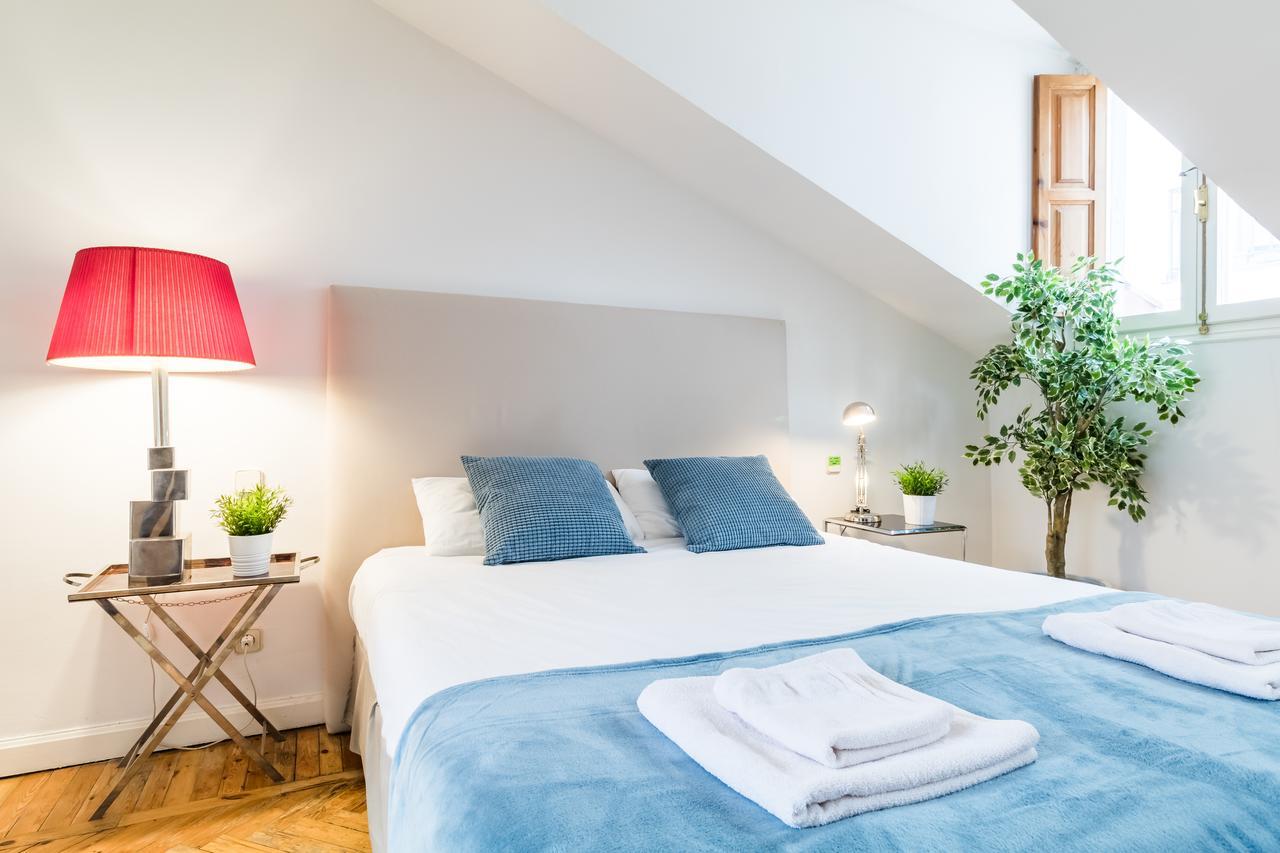 Duplex Plaza Mayor City Center Madrid Bagian luar foto
